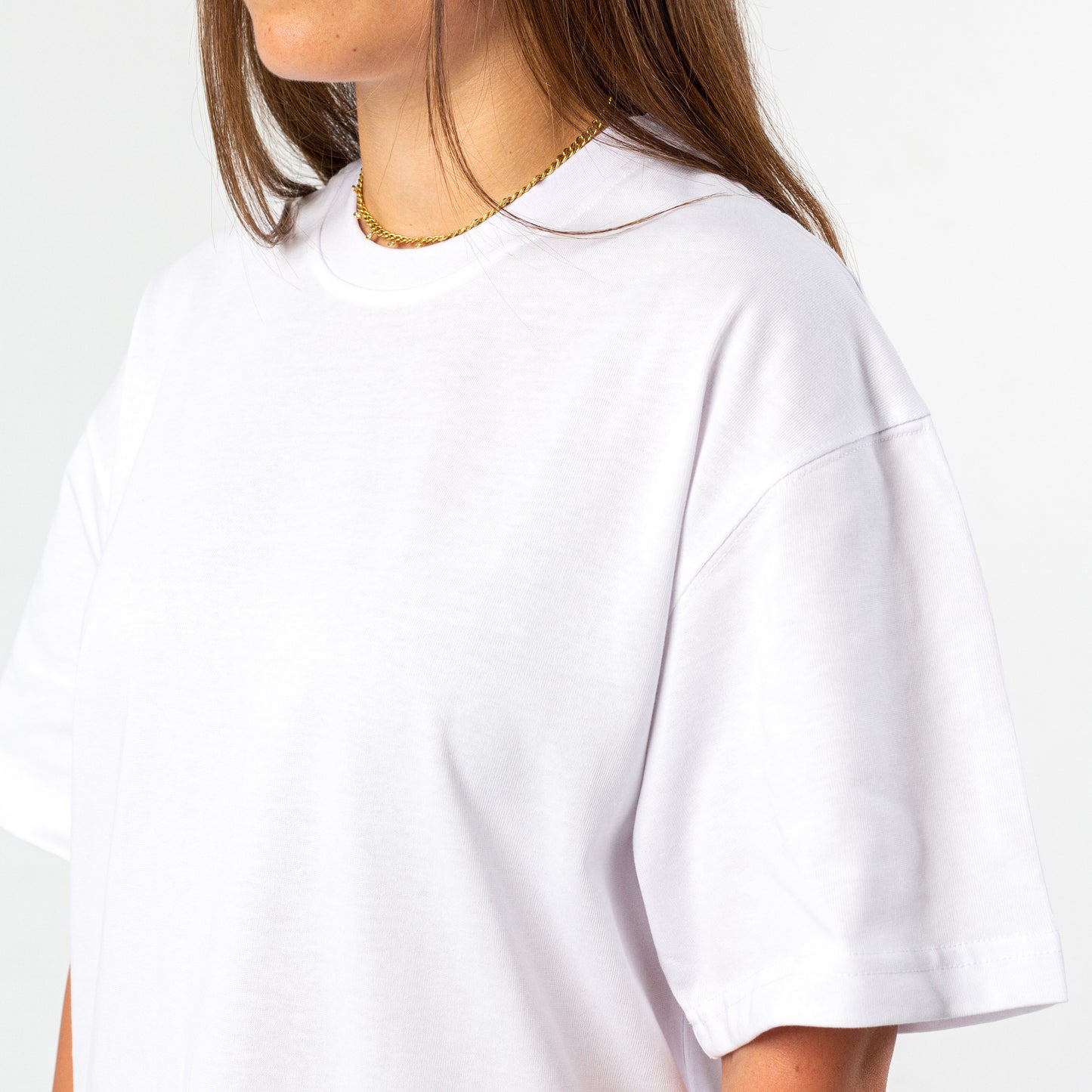 WHITE OVERSIZED T